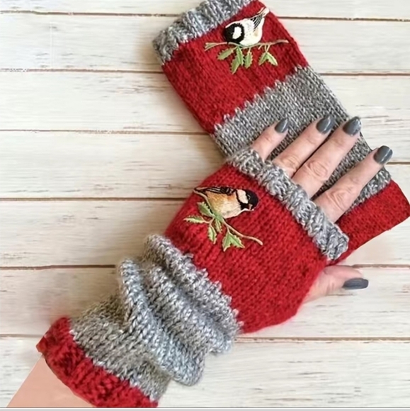 Fingerless Gloves Thumb Holes Black &  Gray Grey Embroidered Birds Mittens NEW - Picture 8 of 11